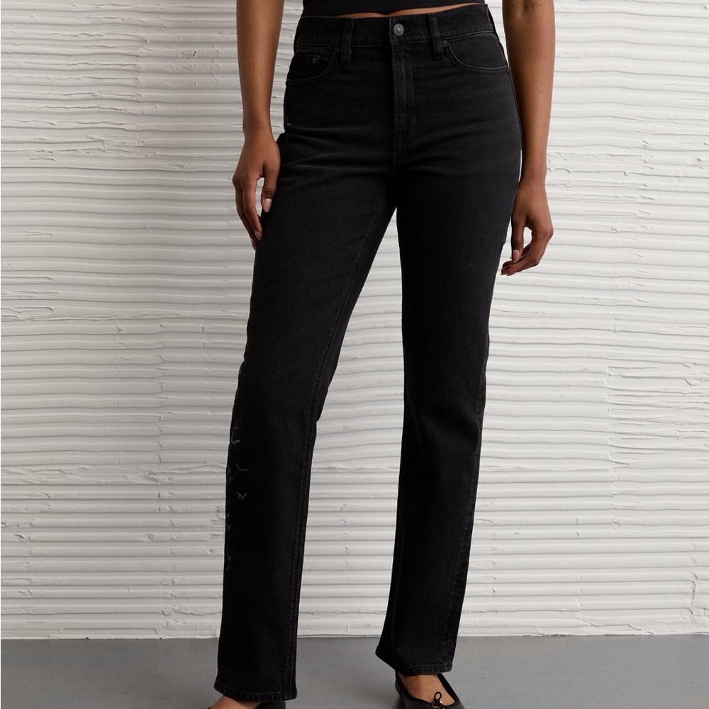 AE Super High Waisted Bat Straight Jean